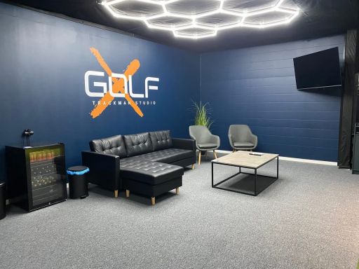 GolfX 24/7 Trackman iO & Darts studio